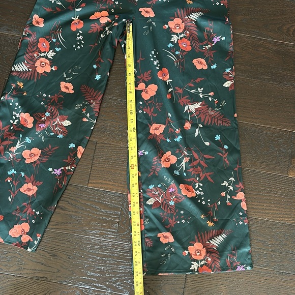Hunter Green wide Leg floral Jumpsuit faux wrap top flower print sz Large - Picture 13 of 13
